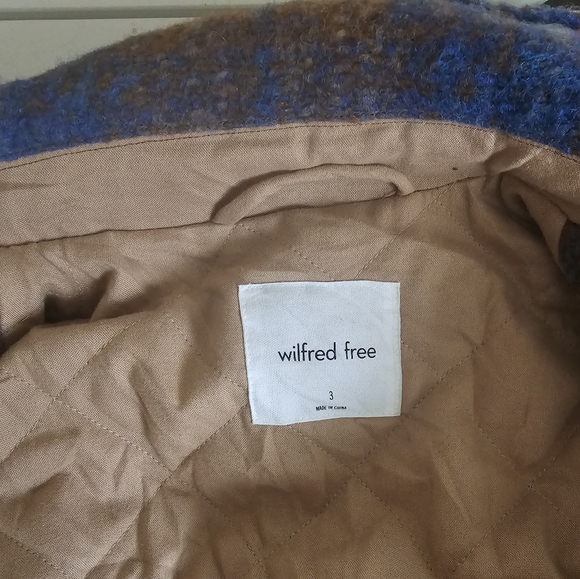 Aritzia Wilfred Free Lyon Jacket. Size 3 - Picture 8 of 11